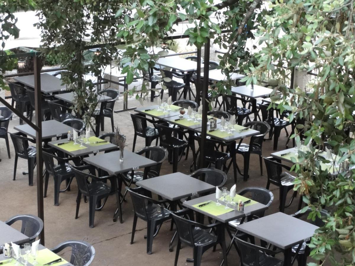 Hotel Terrasses De L'Aven Orgnac-lʼAven Exterior foto